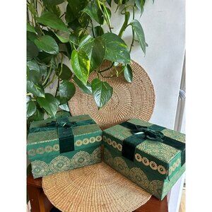 Rachel & Zoe two piece green Christmas present boxes